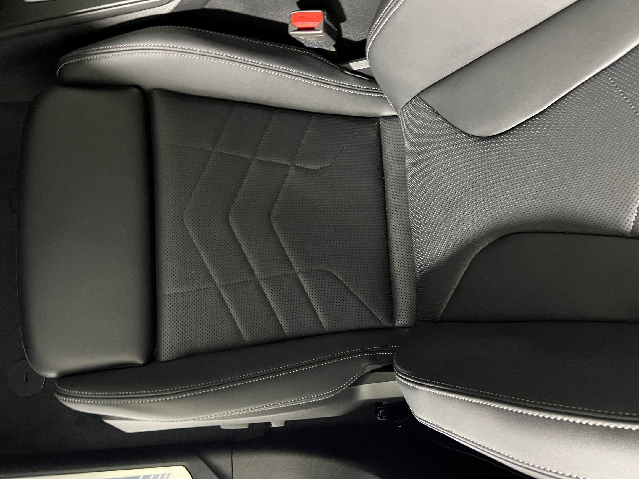 Used 2025 BMW 228i xDrive w/ Premium Package AWD/4WD image 25