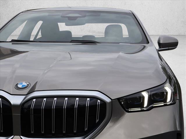 Used 2024 BMW 530i xDrive w/ Premium Package AWD/4WD video 2