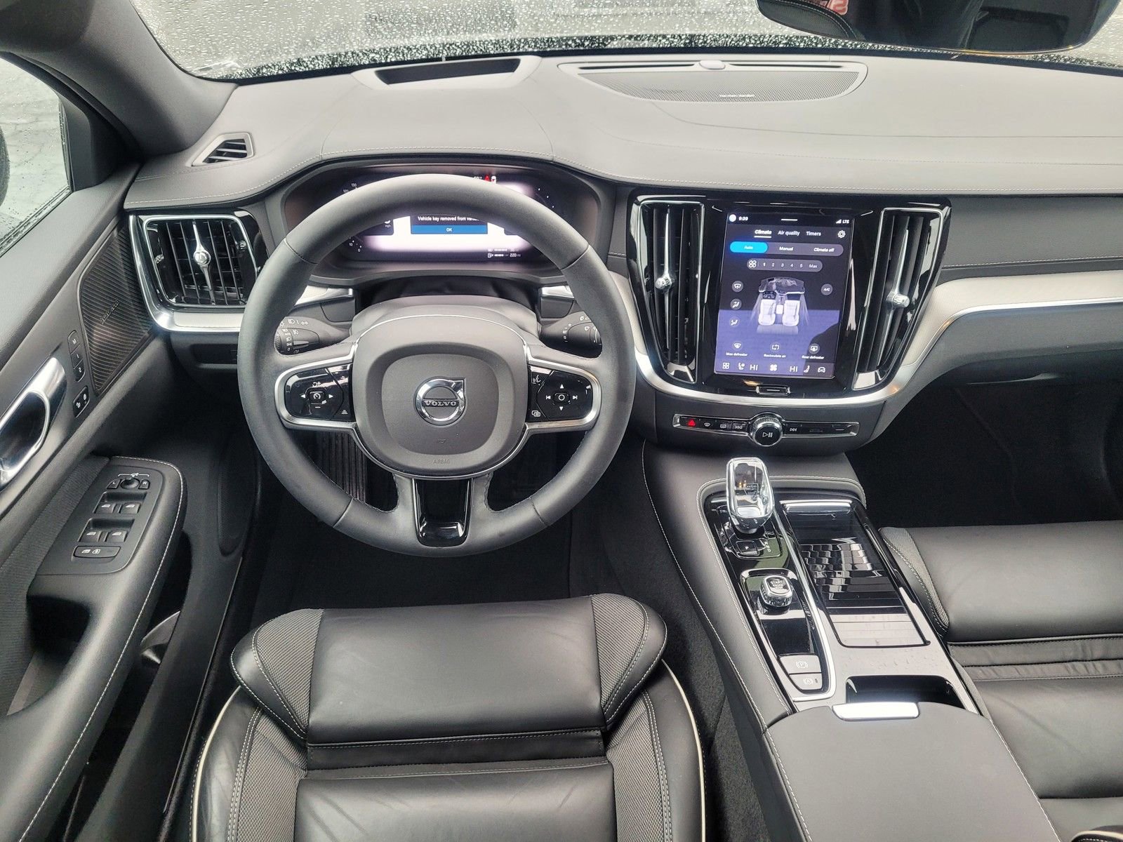 Used 2023 Volvo S60 T8 Ultimate w/ Climate Package image 13