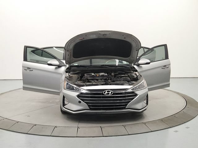 Used 2020 Hyundai Elantra SEL FWD image 11