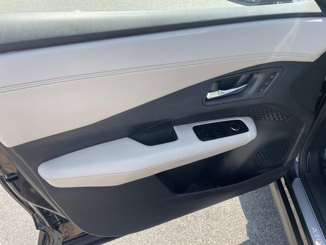 Certified 2023 Nissan Ariya FWD image 17