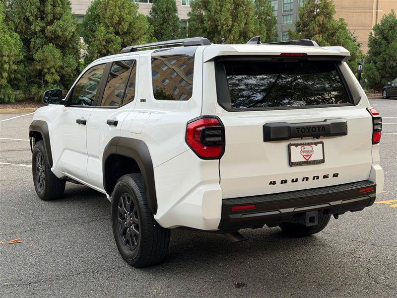 Used 2025 Toyota 4Runner SR5 AWD/4WD image 11