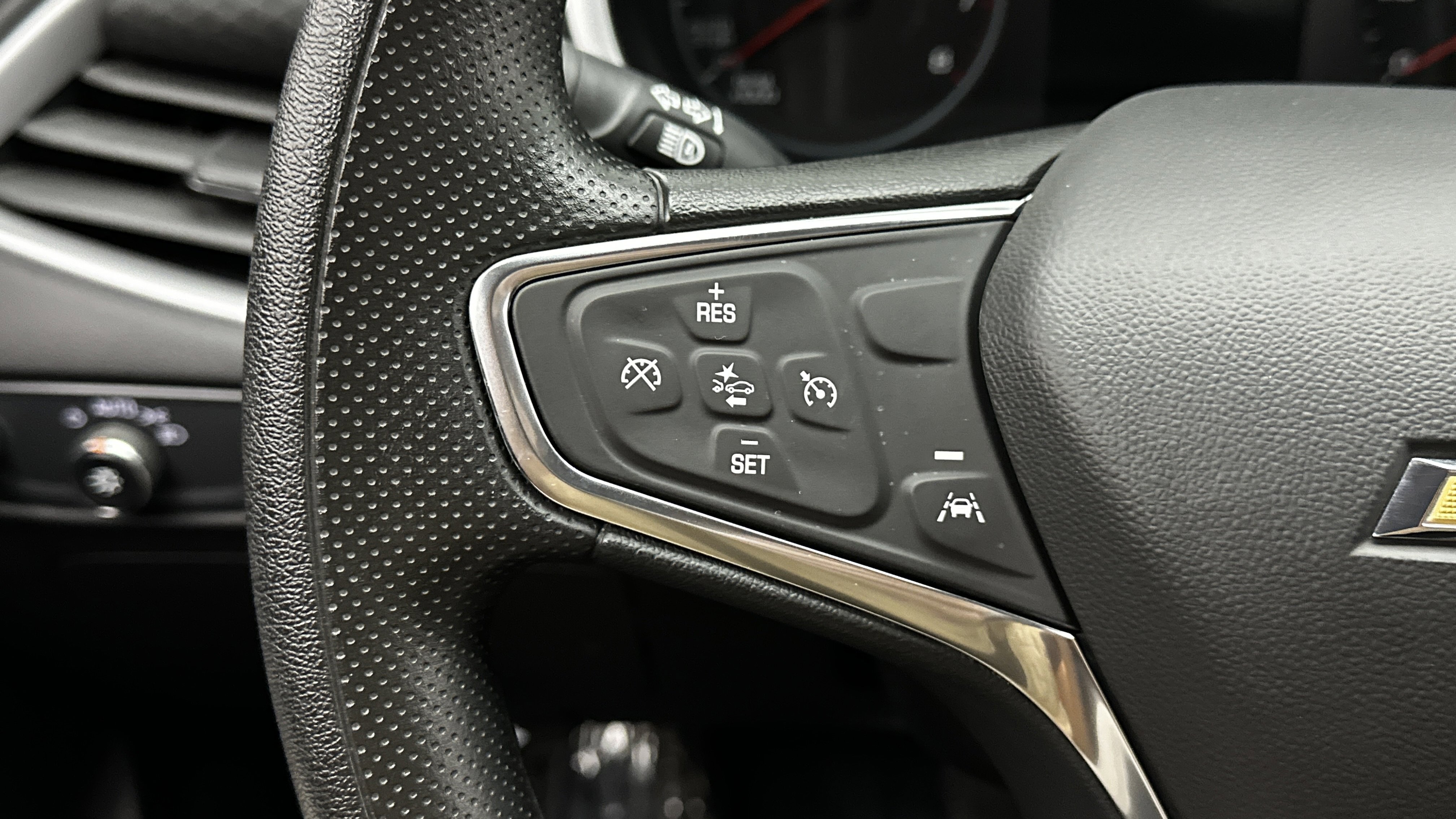 Used 2025 Chevrolet Malibu LT image 21