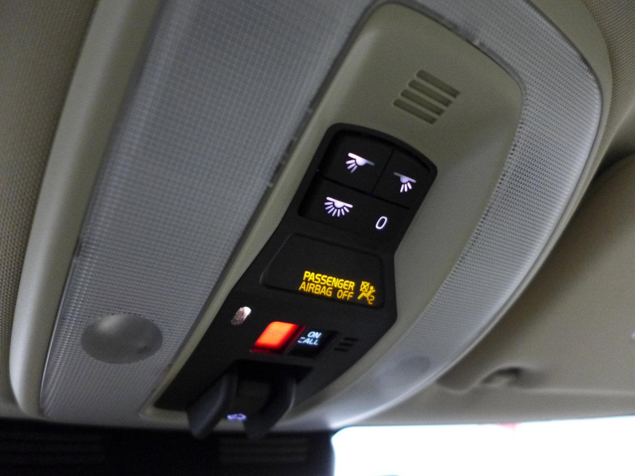 Used 2016 Volvo XC70 T5 Platinum w/ Protection Package image 58