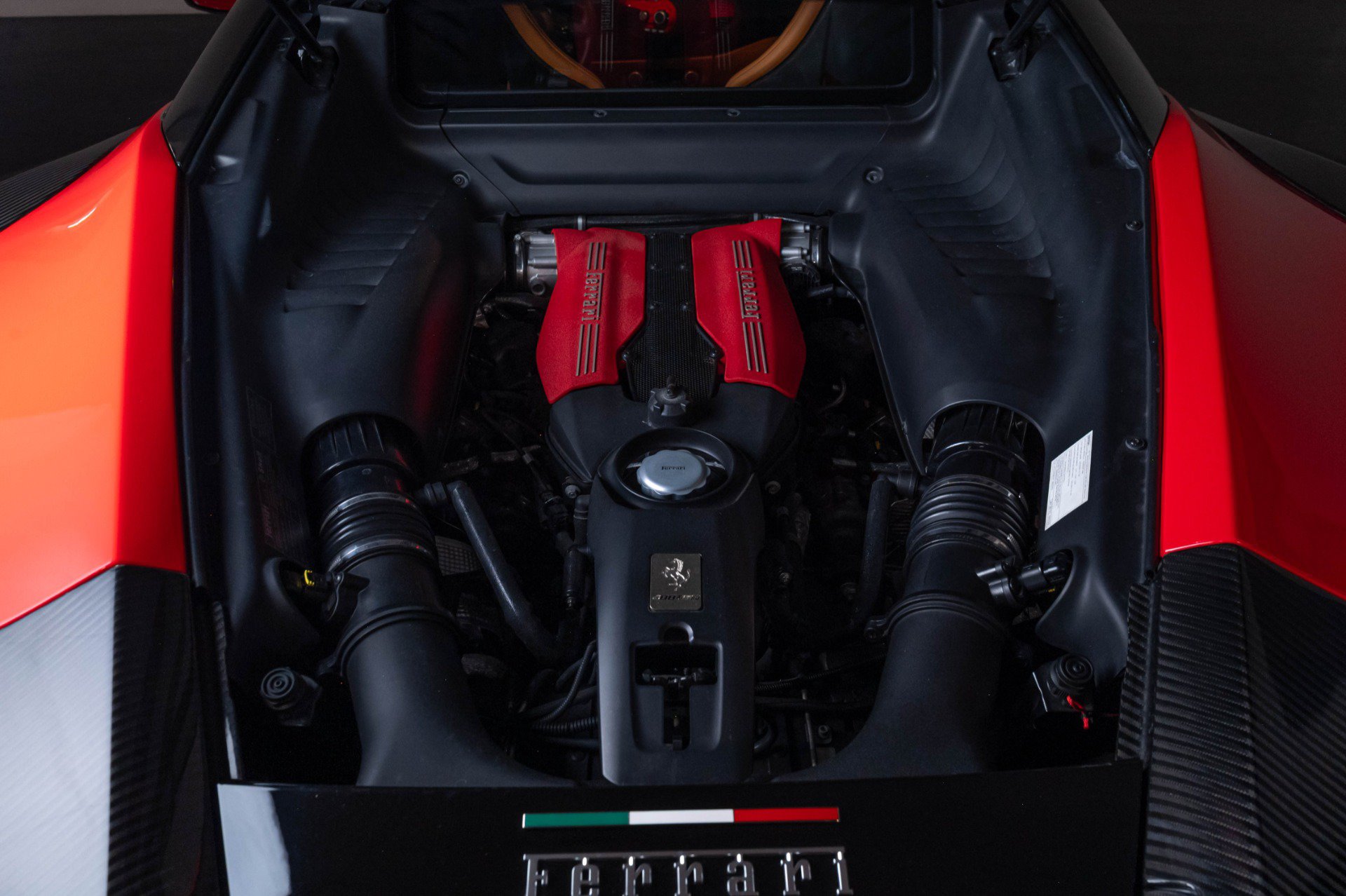 Used 2016 Ferrari 488 GTB RWD image 63