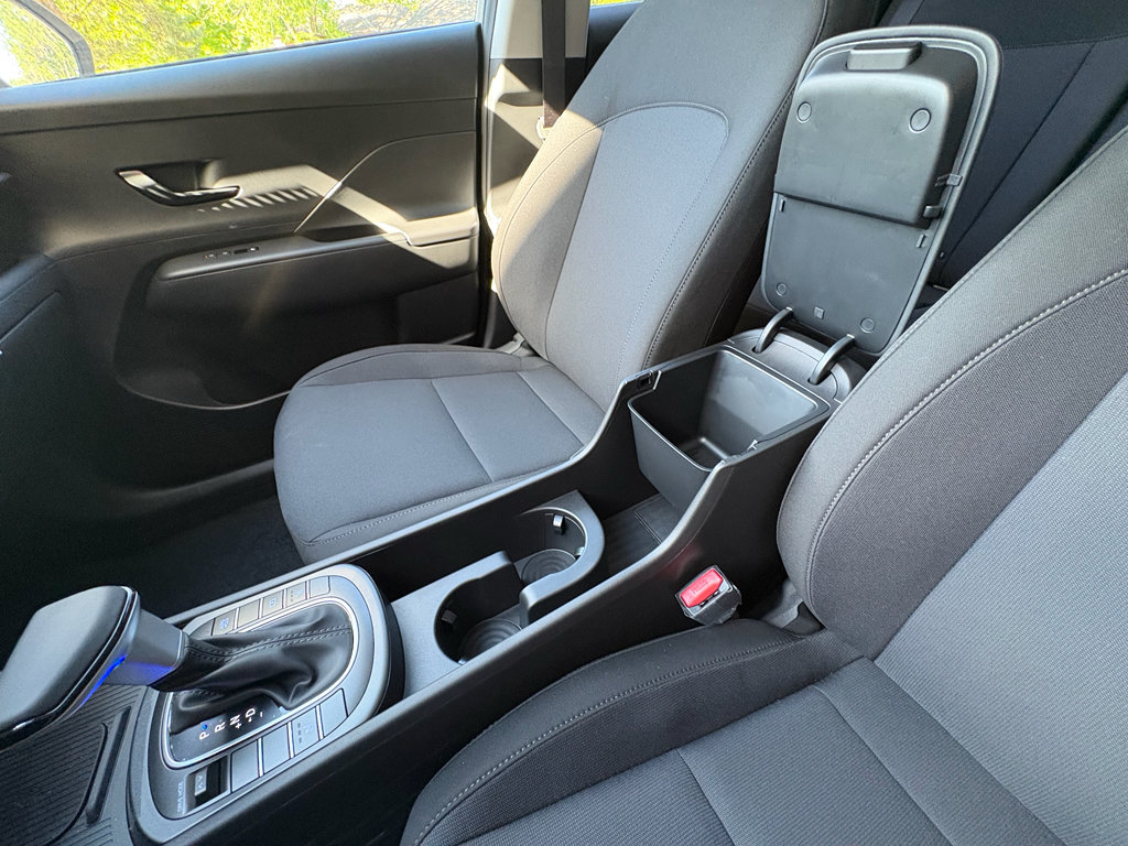 New 2026 Hyundai Kona SEL Sport FWD image 32