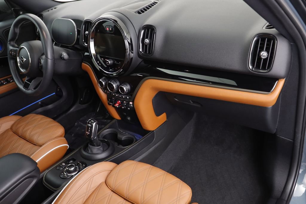 Certified 2023 MINI Cooper Countryman S w/ Signature Upholstery Package image 21