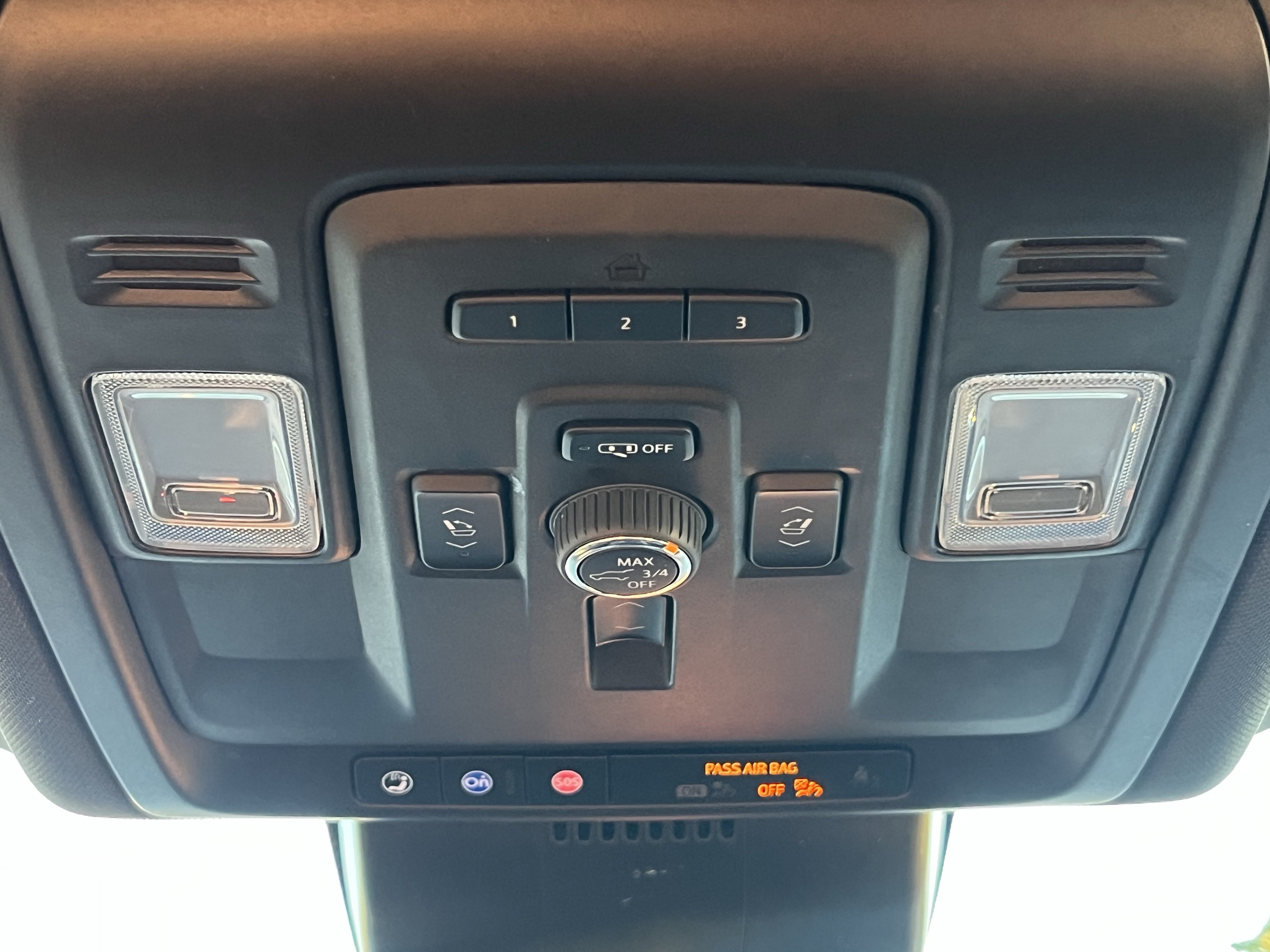 Used 2023 Chevrolet Suburban Premier RWD image 25