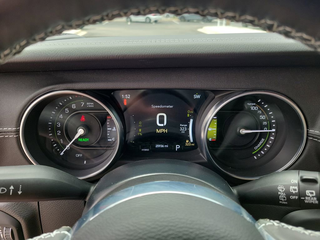 Used 2022 Jeep Wrangler Unlimited Sahara w/ Cold Weather Group image 31