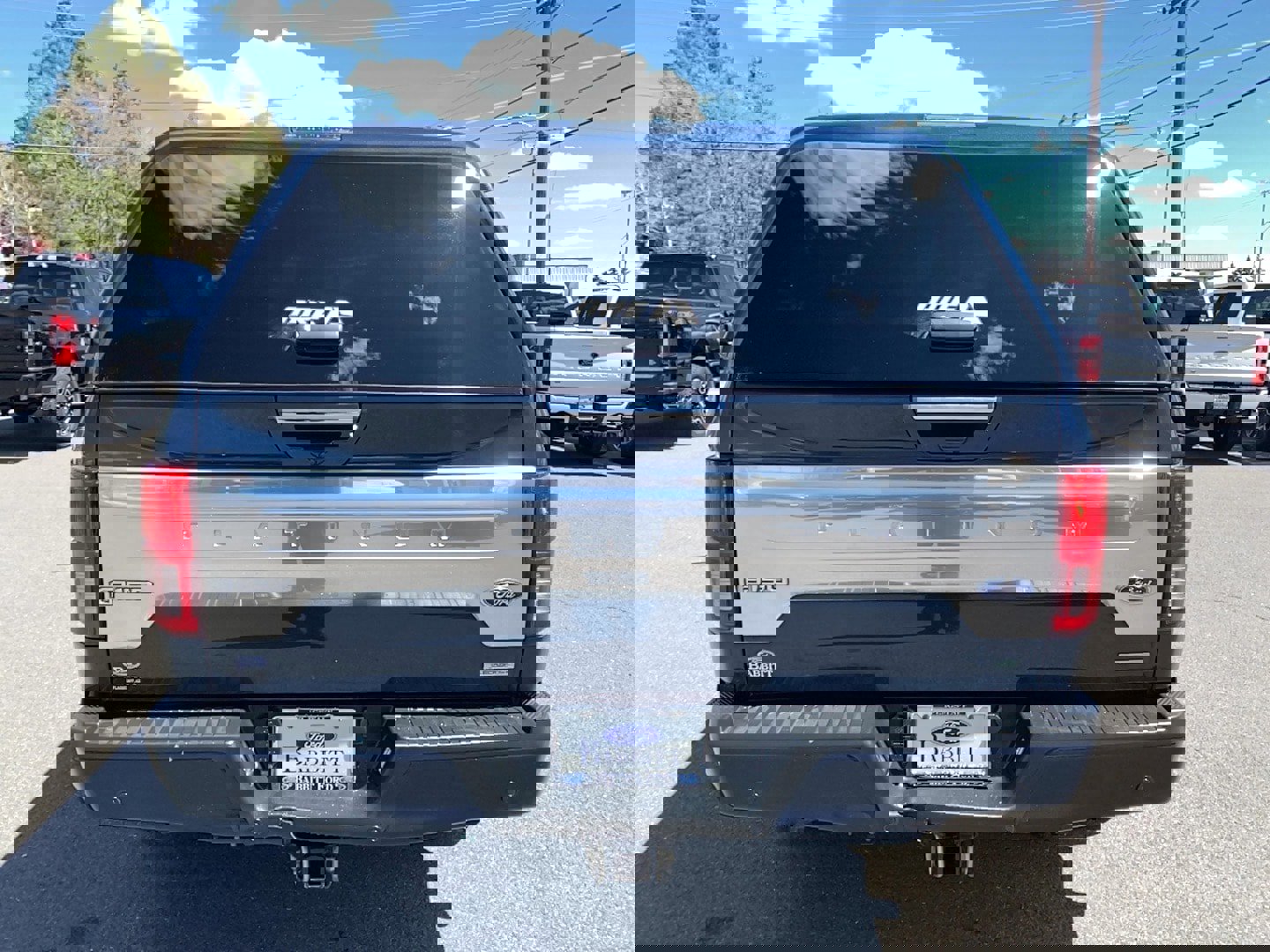 Certified 2020 Ford F150 Platinum w/ Equipment Group 701A Luxury image 5