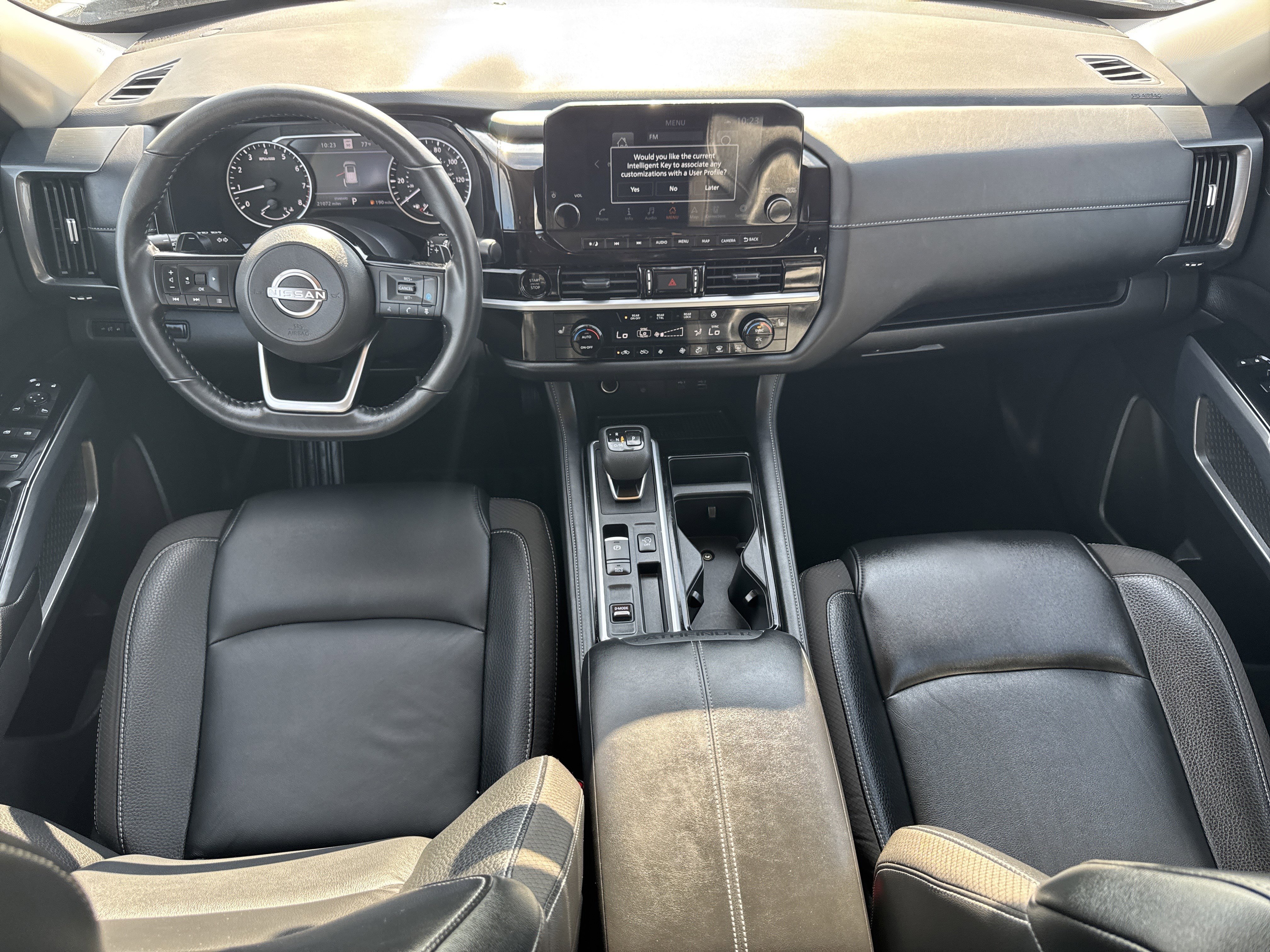 Used 2025 Nissan Pathfinder SL image 12