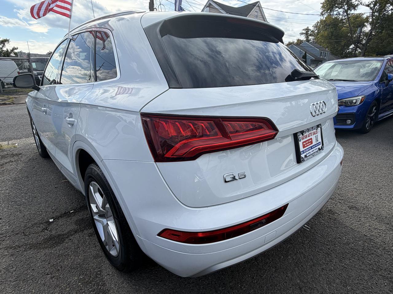 Used 2019 Audi Q5 2.0T Premium w/ Convenience Package AWD/4WD image 7