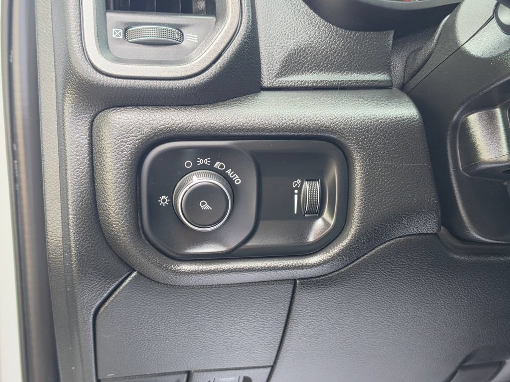 Used 2021 RAM 3500 Tradesman AWD/4WD image 13