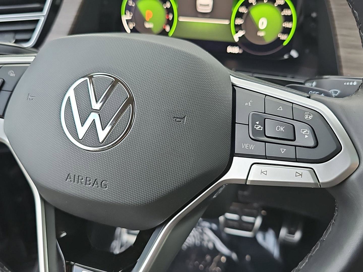 Used 2025 Volkswagen Atlas SEL Premium R-Line image 22