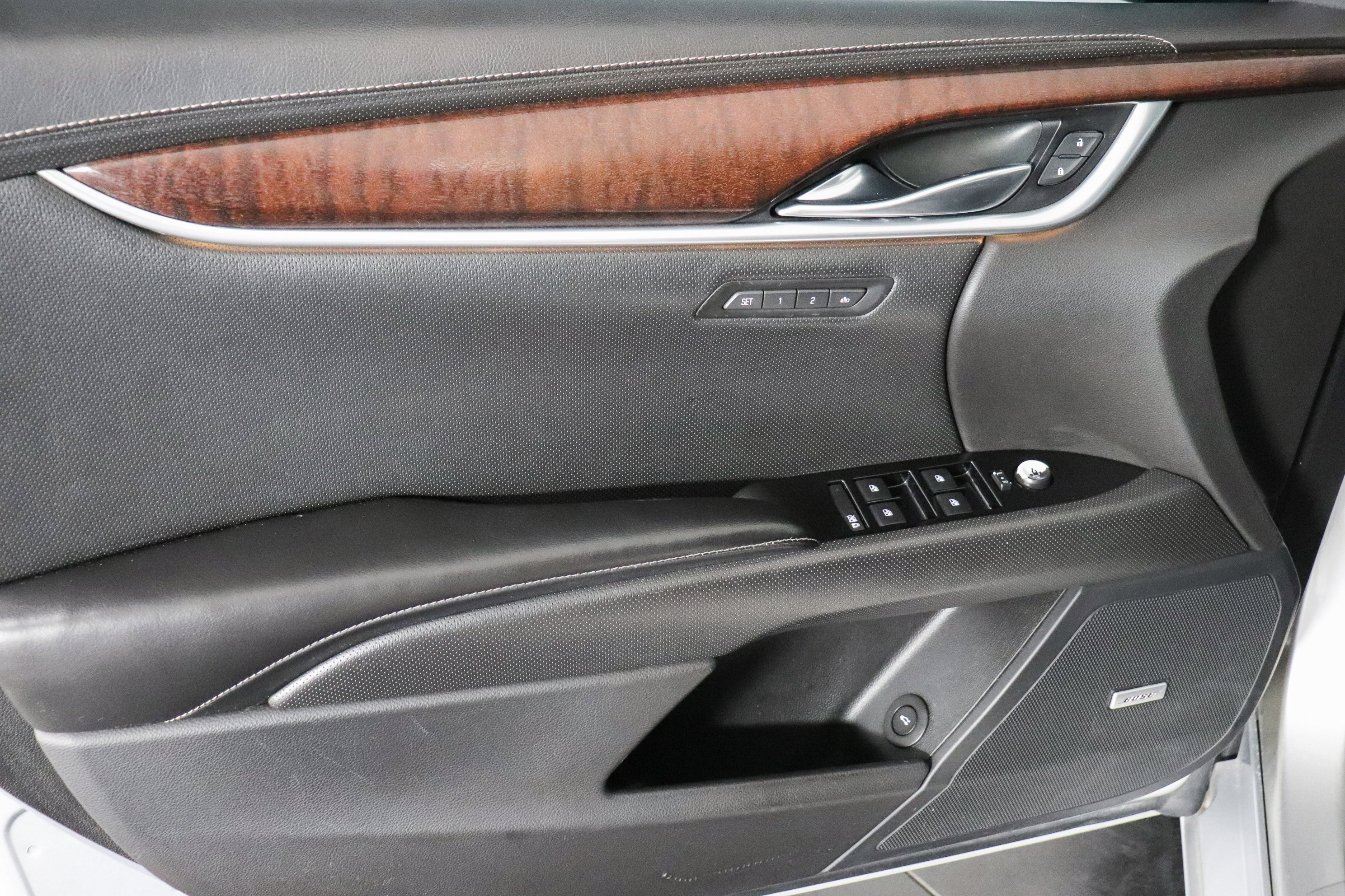 Used 2019 Cadillac XTS Luxury image 9