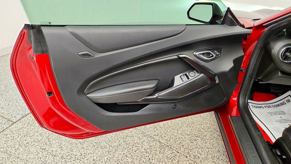 Used 2021 Chevrolet Camaro SS RWD image 10