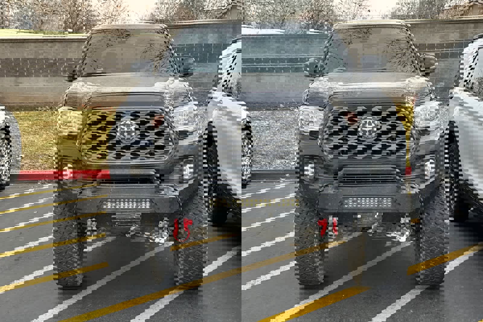 Used 2021 Toyota Tacoma TRD Off-Road image 5