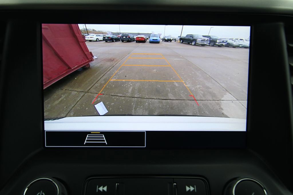 Used 2023 GMC Acadia SLE w/ Driver Convenience Package image 12