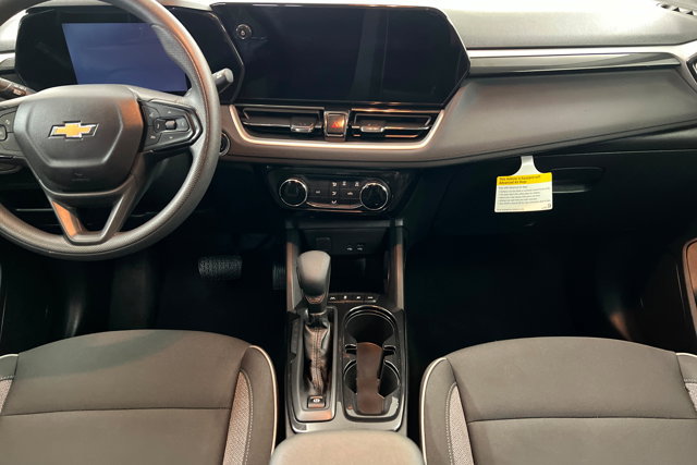 Used 2025 Chevrolet TrailBlazer LT AWD/4WD image 13