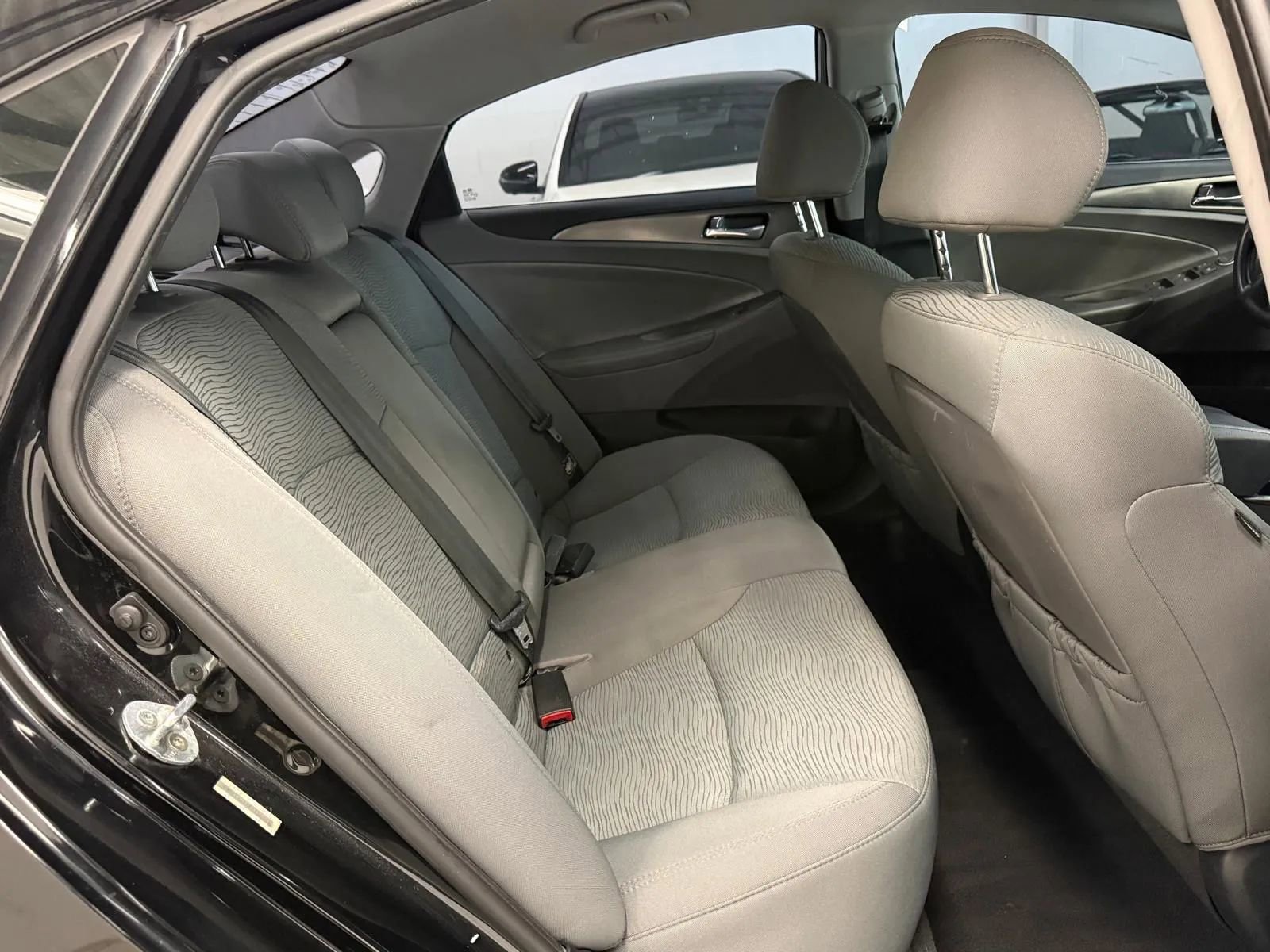 Used 2014 Hyundai Sonata Hybrid FWD image 24