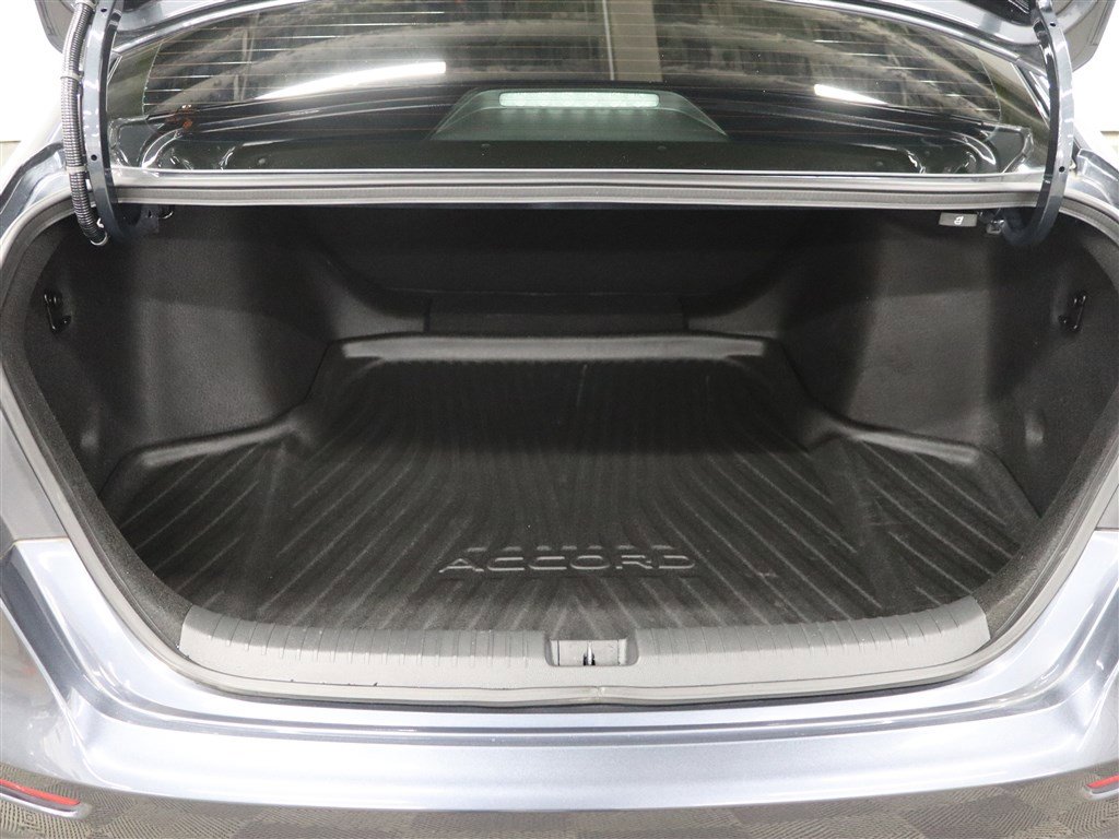 Used 2024 Honda Accord LX image 11