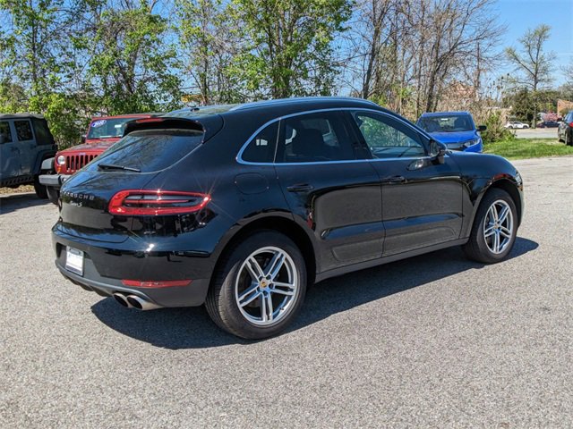 Used 2016 Porsche Macan S image 8
