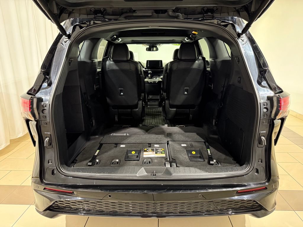 Certified 2023 Toyota Sienna XSE w/ XSE Plus Package AWD/4WD image 12