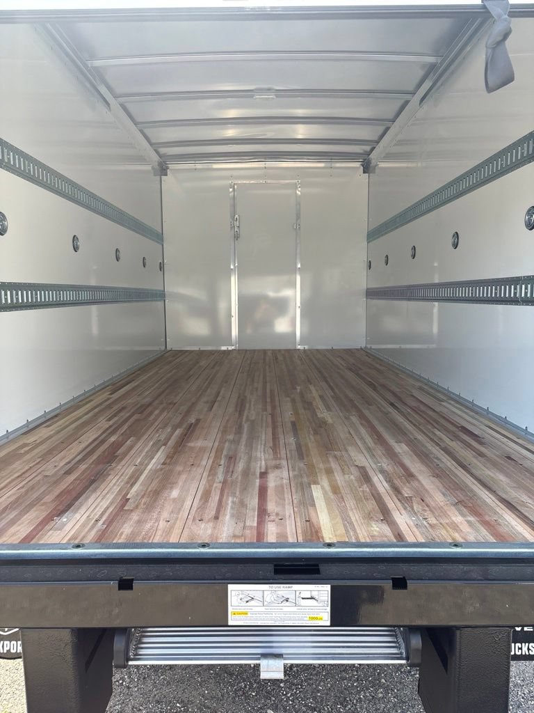 New 2026 Ford Transit 350 Low Roof DRW w/ Exterior Upgrade Package RWD image 9