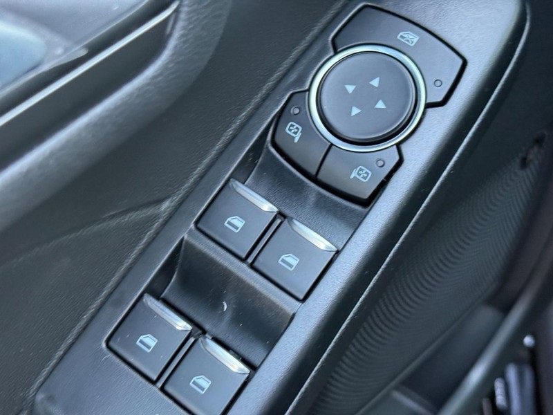 New 2025 Ford Escape Active w/ Active Premium Tech Pack image 17