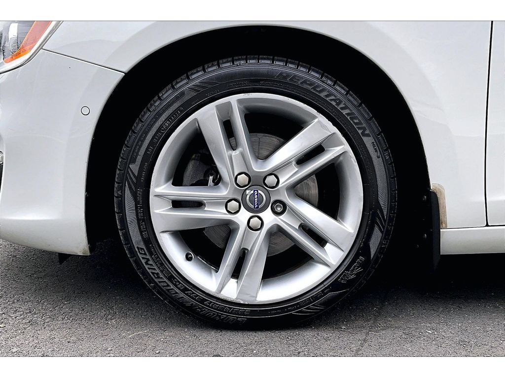 Used 2015 Volvo V60 T5 Premier FWD image 9