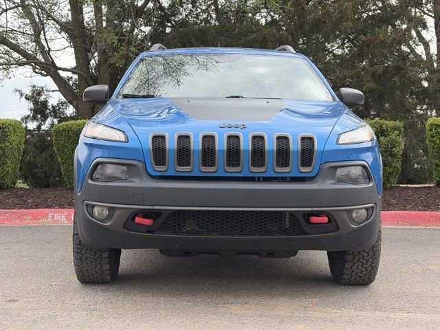 Used 2018 Jeep Cherokee Trailhawk image 10
