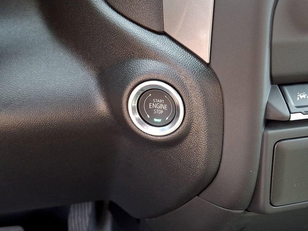 New 2026 GMC Sierra 1500 Pro w/ Pro Value Package image 17