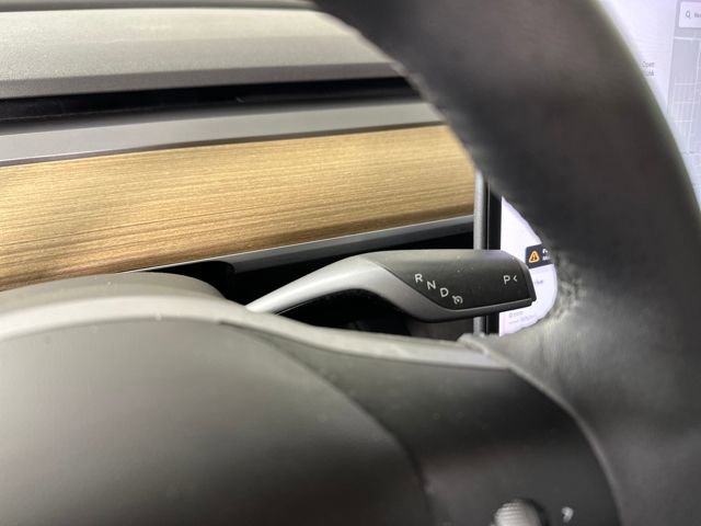 Used 2021 Tesla Model Y Long Range image 17