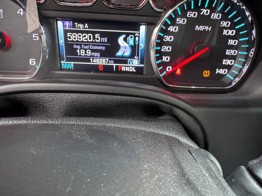 Used 2017 GMC Yukon XL SLT AWD/4WD image 6