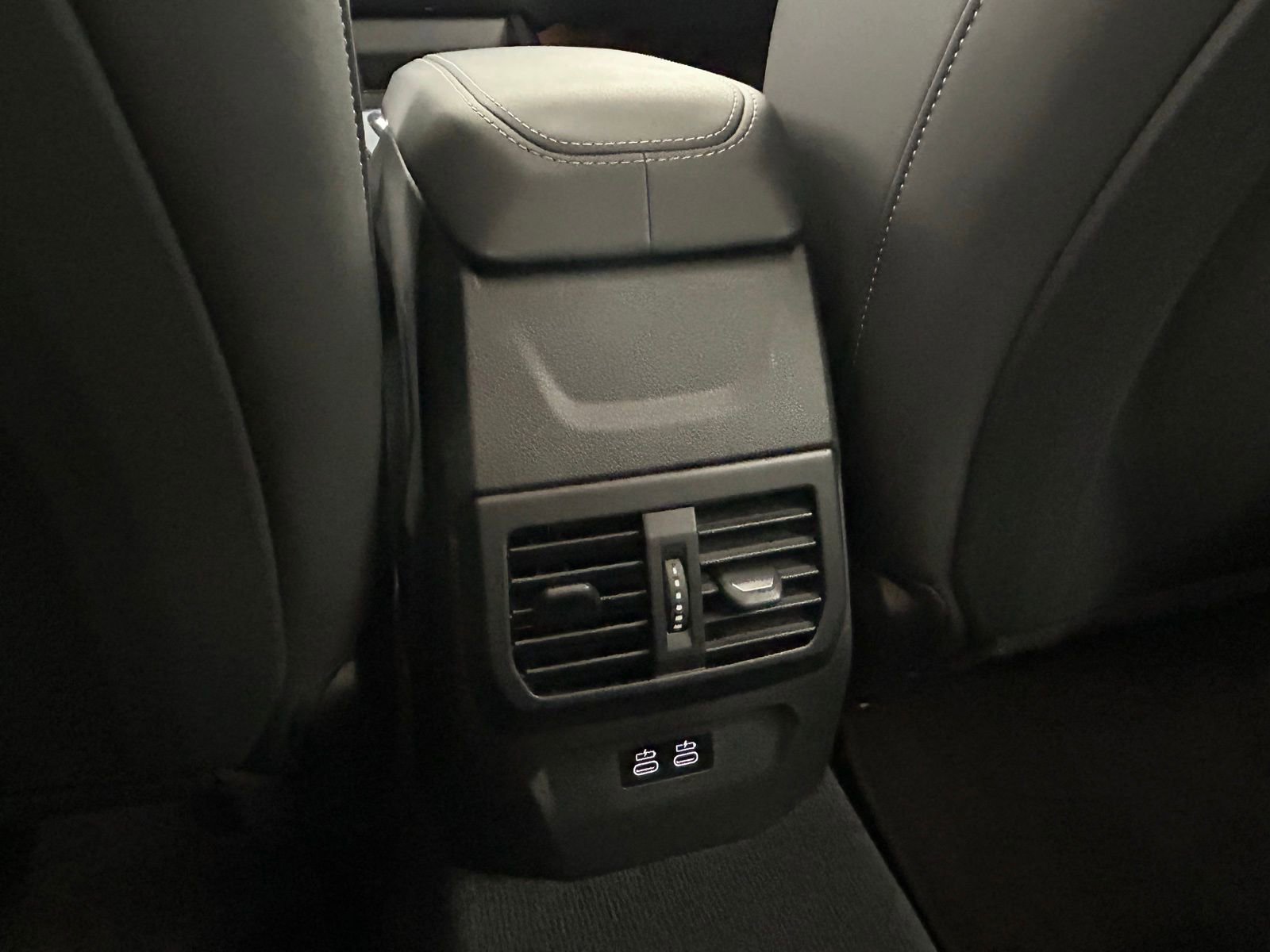 Used 2025 BMW 228i xDrive w/ Premium Package AWD/4WD image 33