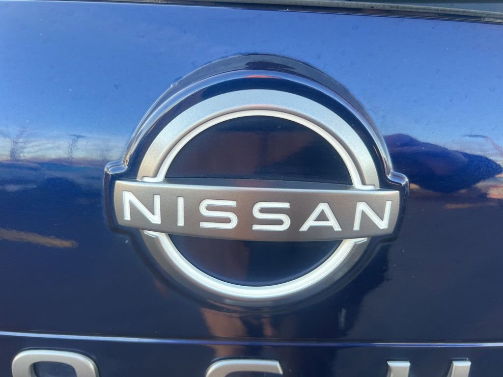 Certified 2024 Nissan Rogue SV image 33