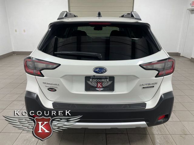 Used 2024 Subaru Outback Touring AWD/4WD image 5