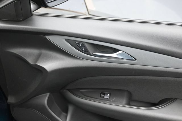 Used 2018 Buick Regal Preferred FWD image 37
