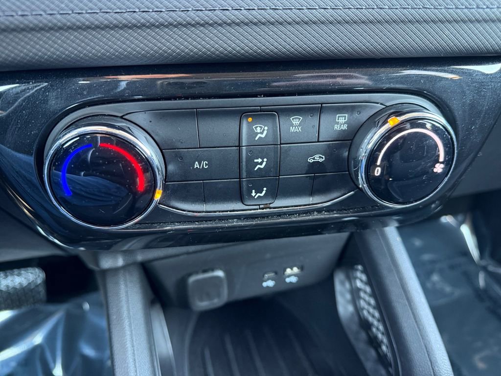 Used 2024 Chevrolet TrailBlazer LT image 19