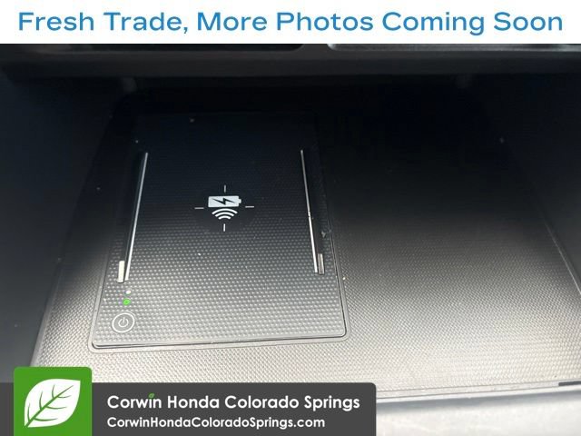 Used 2023 Honda Pilot Elite image 12