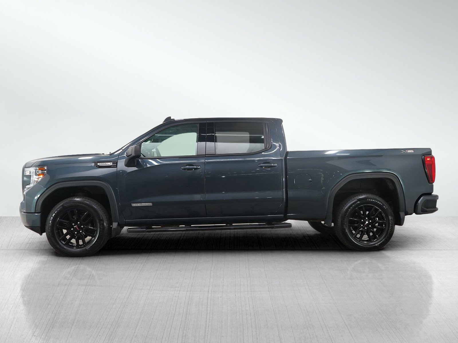 Used 2019 GMC Sierra 1500 Elevation AWD/4WD image 2
