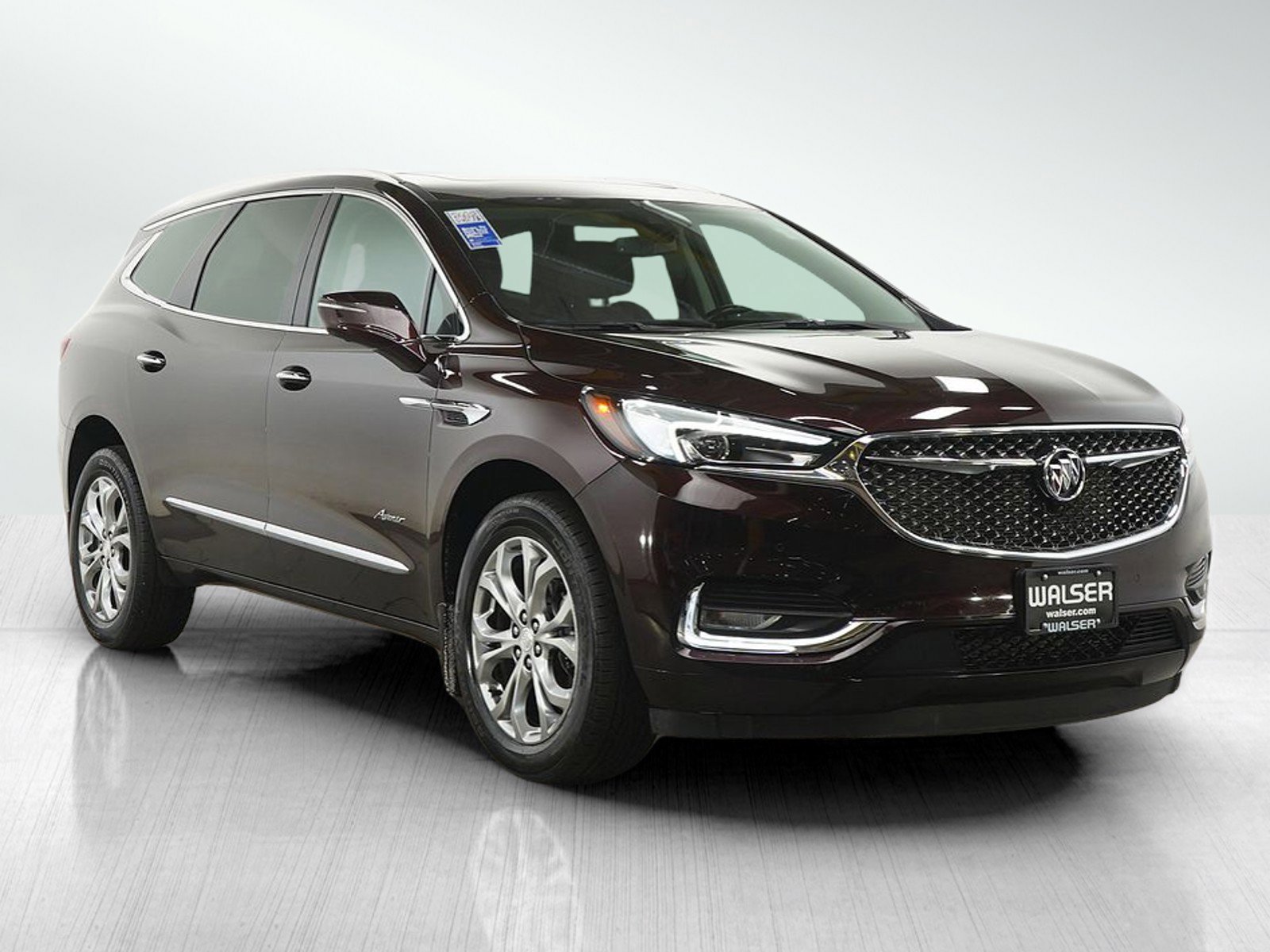 Used 2021 Buick Enclave Avenir w/ Avenir Technology Package AWD/4WD image 7