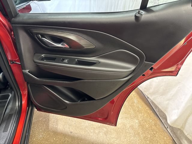 Used 2023 GMC Terrain SLT w/ LPO, Floor Liner Package FWD image 26