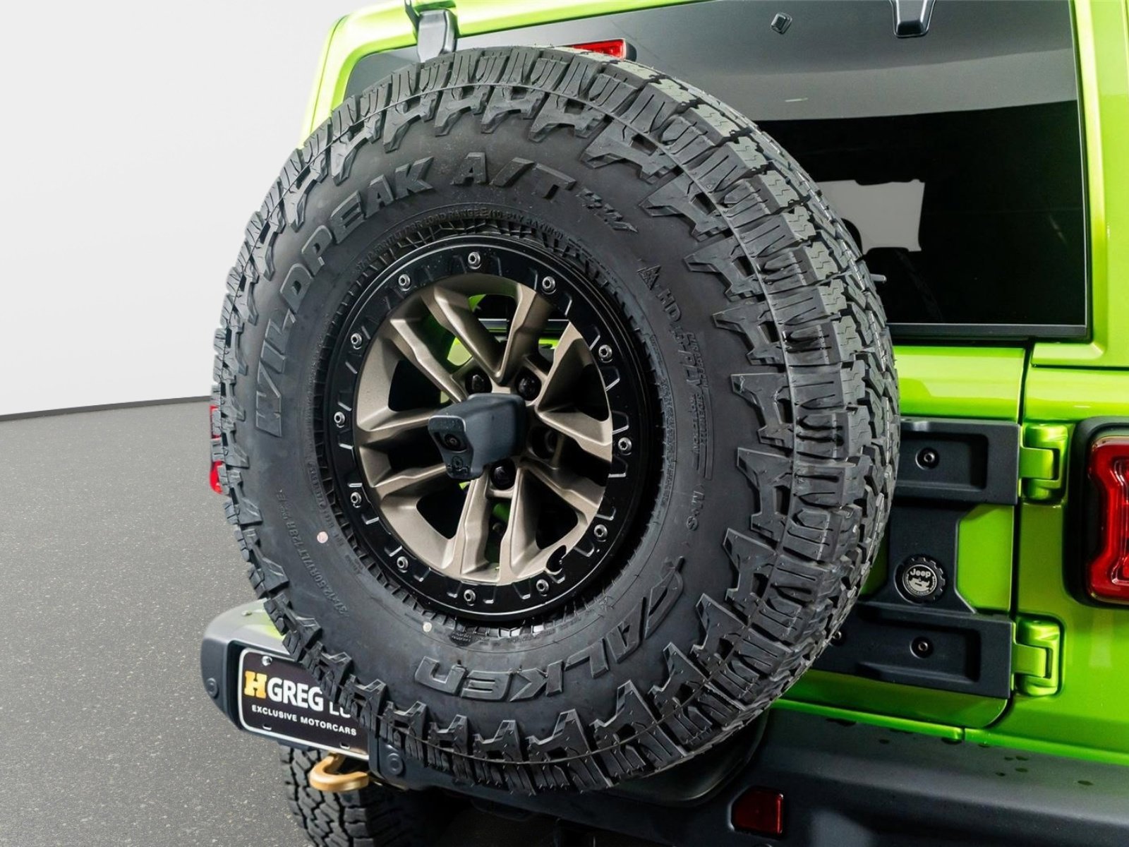 Used 2025 Jeep Wrangler Unlimited Rubicon 392 image 14