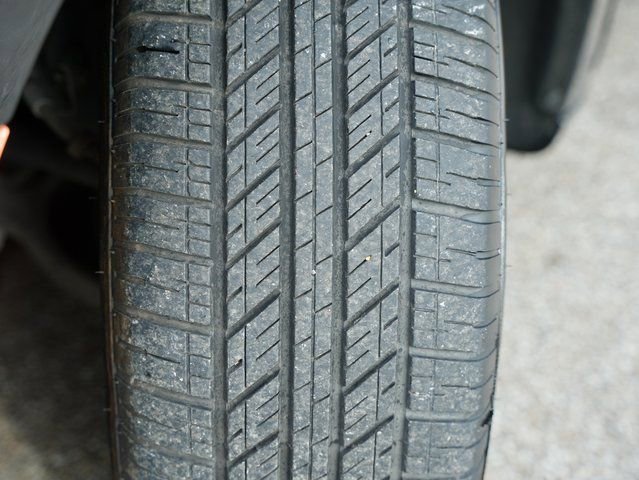 Used 2024 Chrysler Pacifica Touring-L image 25