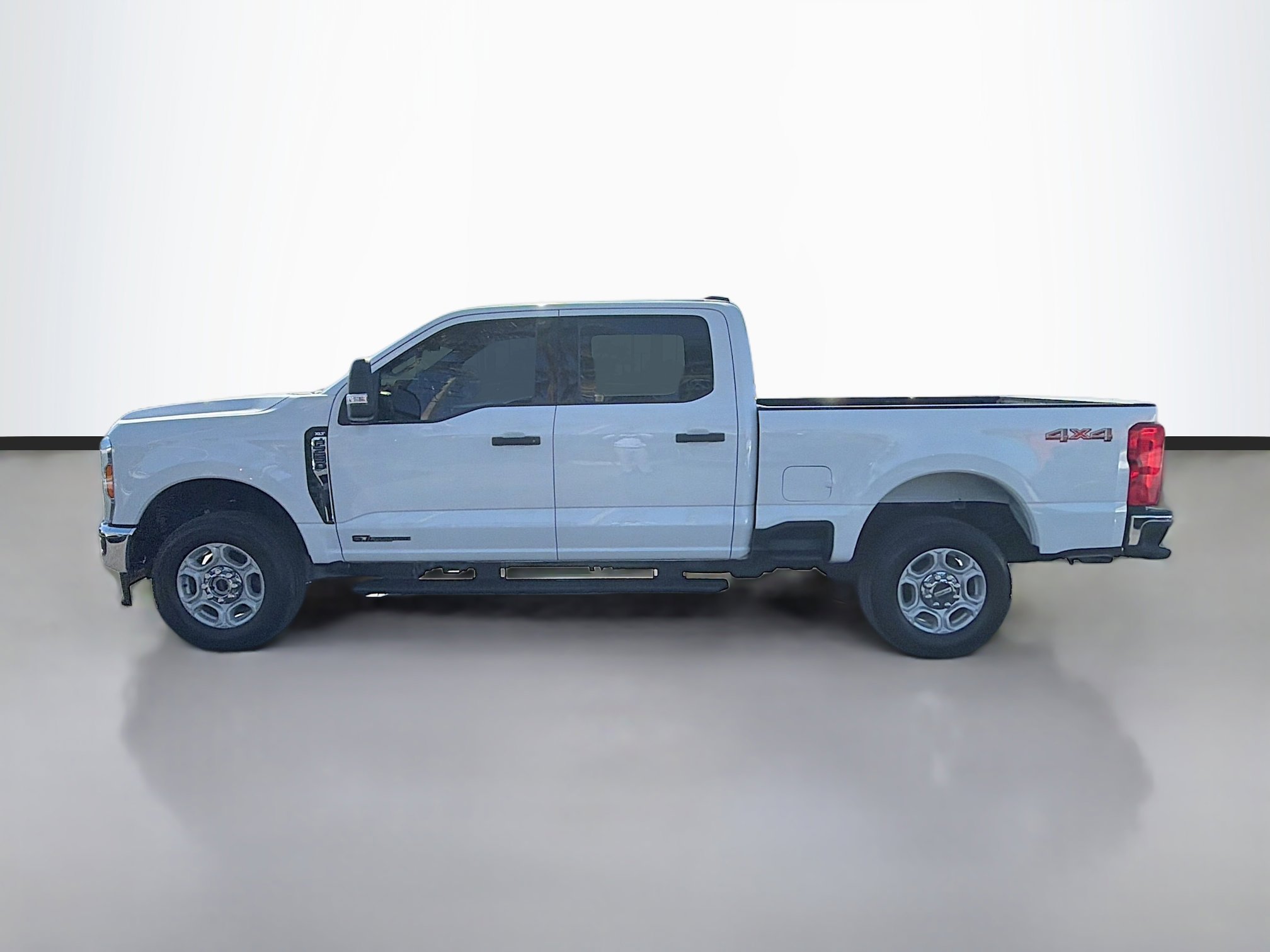 Used 2025 Ford F250 XLT image 6