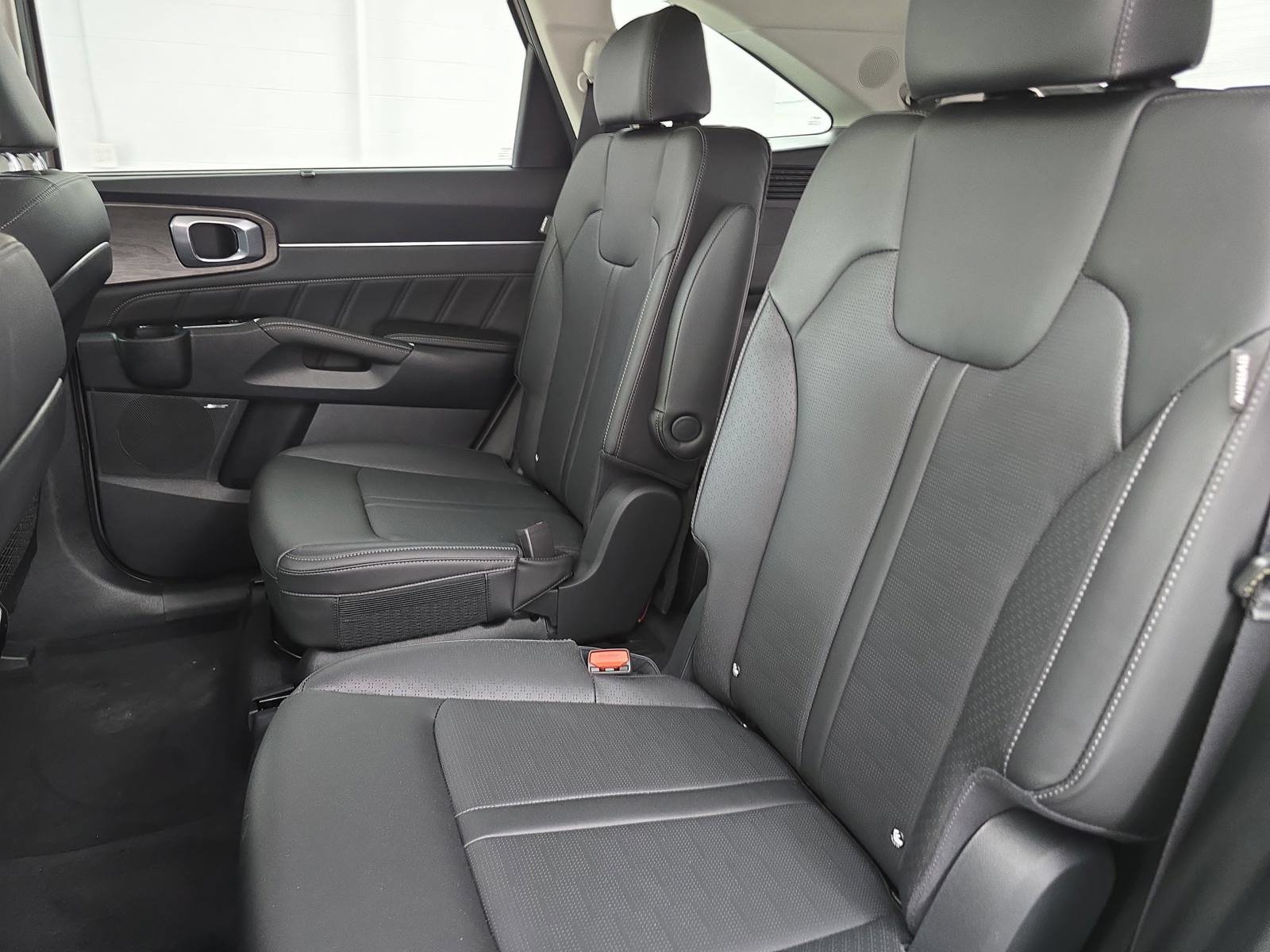 Used 2026 Kia Sorento SX AWD/4WD image 15
