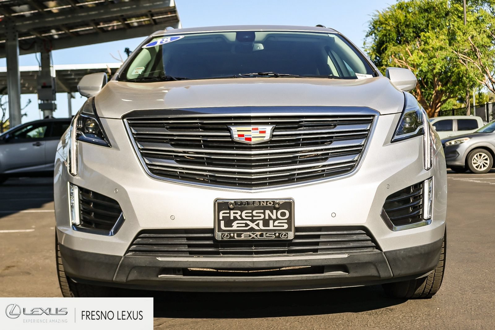 Used 2018 Cadillac XT5 Premium Luxury FWD image 2
