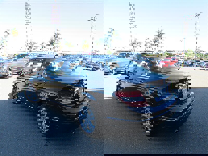 Used 2011 Mercedes-Benz C 300 Sedan image 3