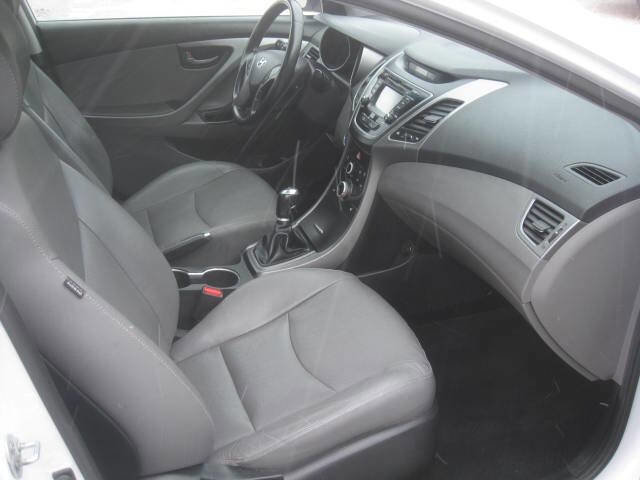 Used 2015 Hyundai Elantra Sport image 18